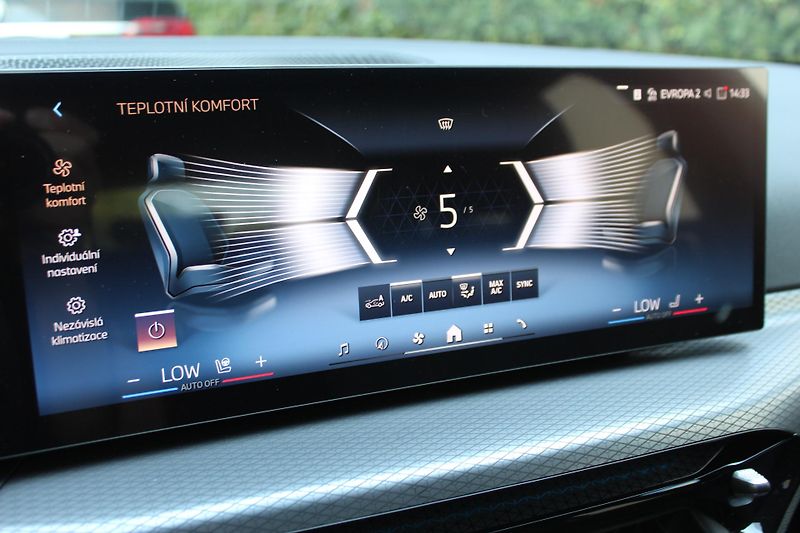 BMW i4 xDrive40 Gran Coupe - fotka 16 z 23
