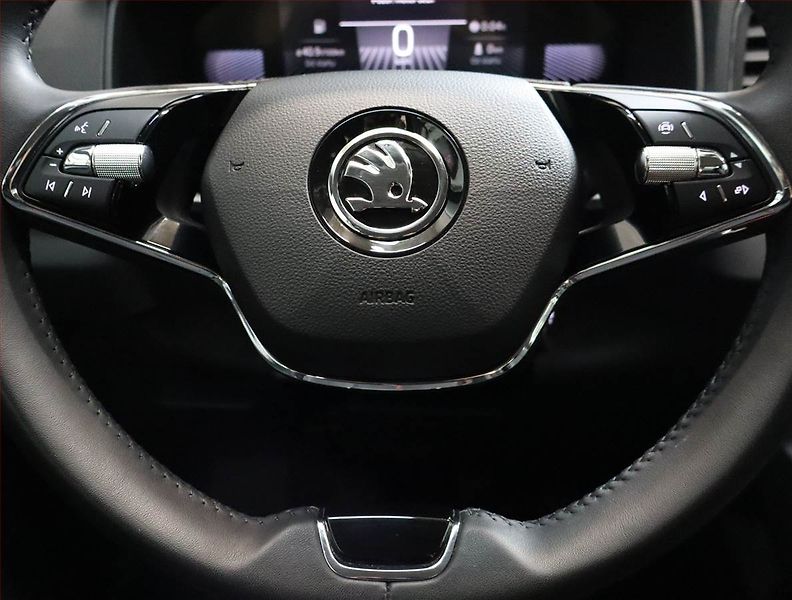 Škoda Karoq (2024) Ambition 1.5 TSI - fotka 19 z 19