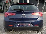 Alfa Romeo Giulietta 1,4 TB 125kW Navi Panorama - náhled 10
