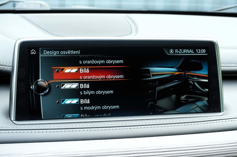 BMW X6 M50d, ČR, Tažné, Ventilace,H/K - fotka 27 z 42
