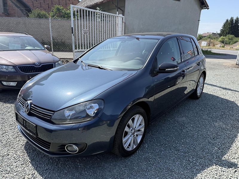 Volkswagen Golf 1.2 TSI STYLE - fotka 3 z 13