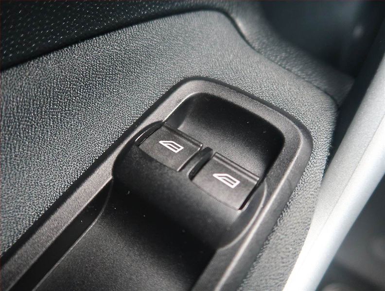 Ford Fiesta (2011) 1.25, ČR,1.maj, Serv.kniha - fotka 14 z 18