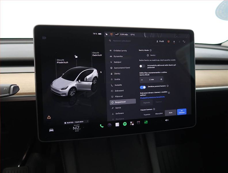 Tesla Model Y (2022) Long Range AWD 79kWh, SoH 93% - fotka 26 z 33