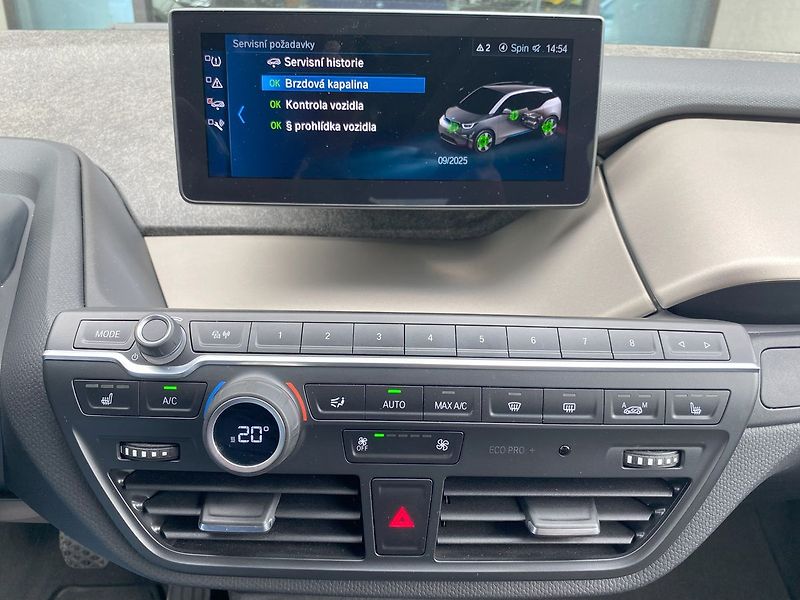 BMW i3 120Ah Comfort Navi Reku - fotka 16 z 24