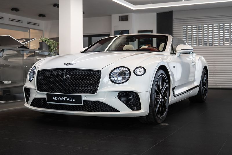 Bentley Continental GTC V12/360/LED/Naim/Vyhřívaná-ven - fotografie inzerátu