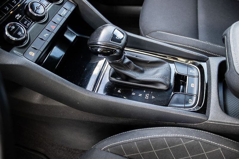 Škoda Karoq 1.0 TSI DSG, tažné - fotka 30 z 38