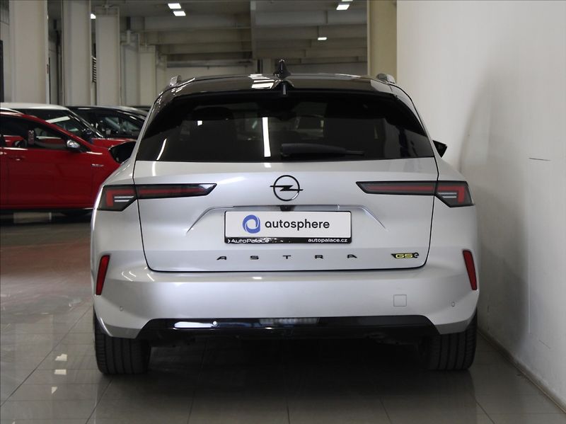 Opel Astra 1,6 GSE 165kW Sada Tech+ Paměť - fotka 4 z 30