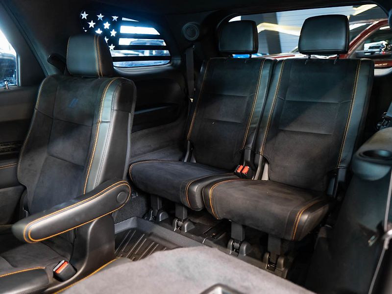 Dodge Durango (2023) 5.7 R/T Hemi Orange Tow N Go - fotka 31 z 38