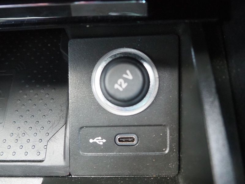 Škoda Superb (2021) 1.4 iV Hybrid L&K DSG Webasto - fotka 40 z 48
