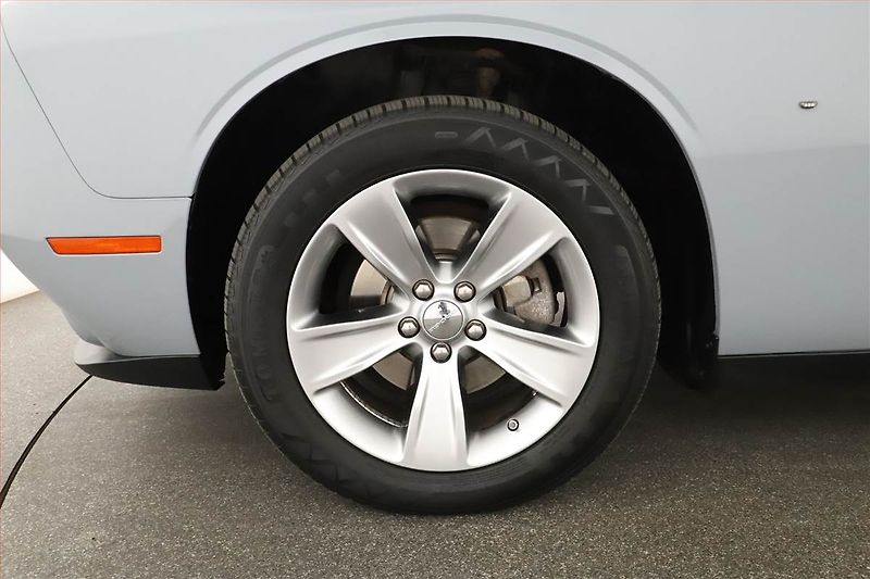 Dodge Challenger (2022) 3.6 V6 - fotka 12 z 21