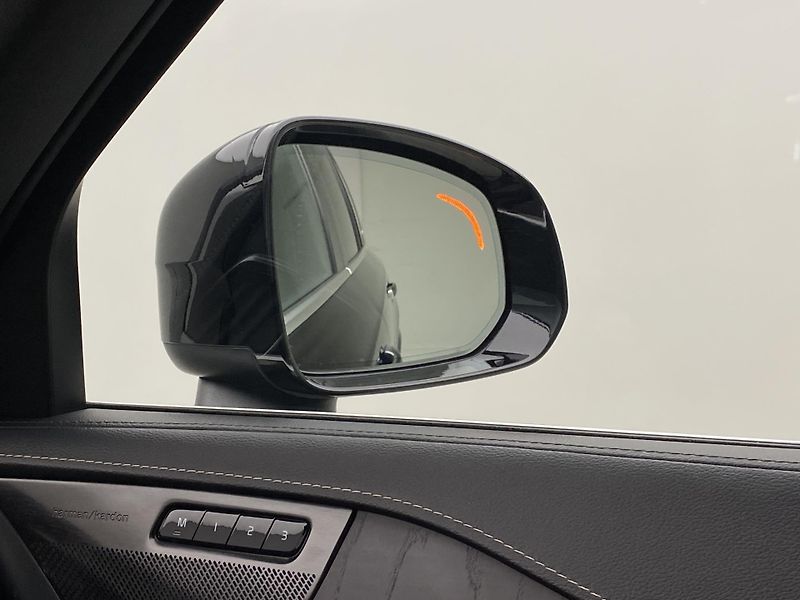 Volvo XC90 B6 AWD INSCRIPTION AUT CZ 7m - fotka 38 z 51