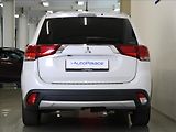 Mitsubishi Outlander 2,3 DI-D 110kW 4x4 7-míst ČR - náhled 3