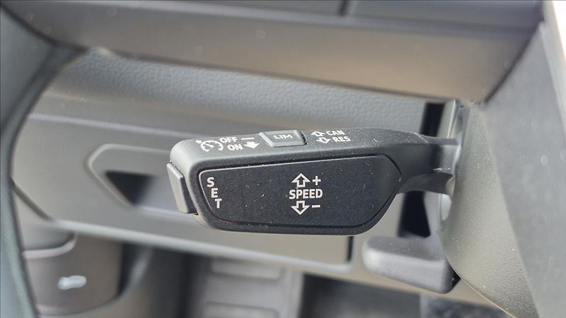 Audi A6 2,0 150 Kw 40 TDi Avant DPH ČR - fotka 17 z 25