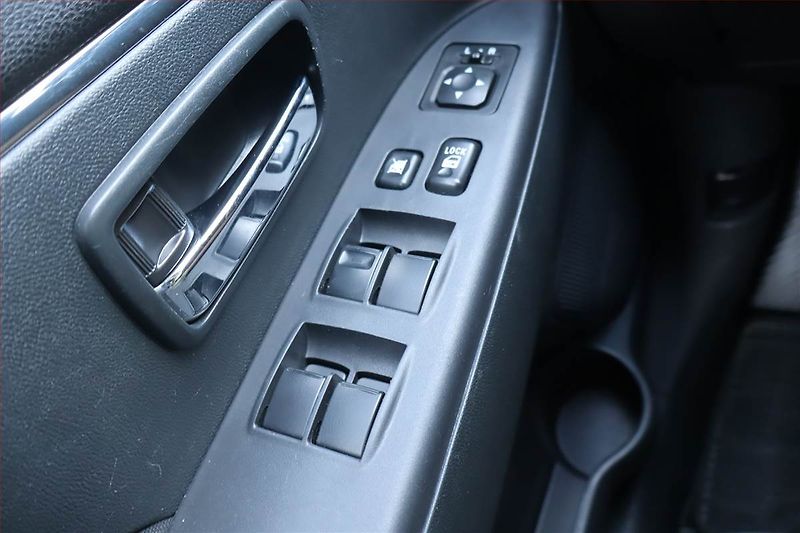 Mitsubishi ASX (2015) 1.6 MIVEC, Serv.kniha, Navi - fotka 18 z 20