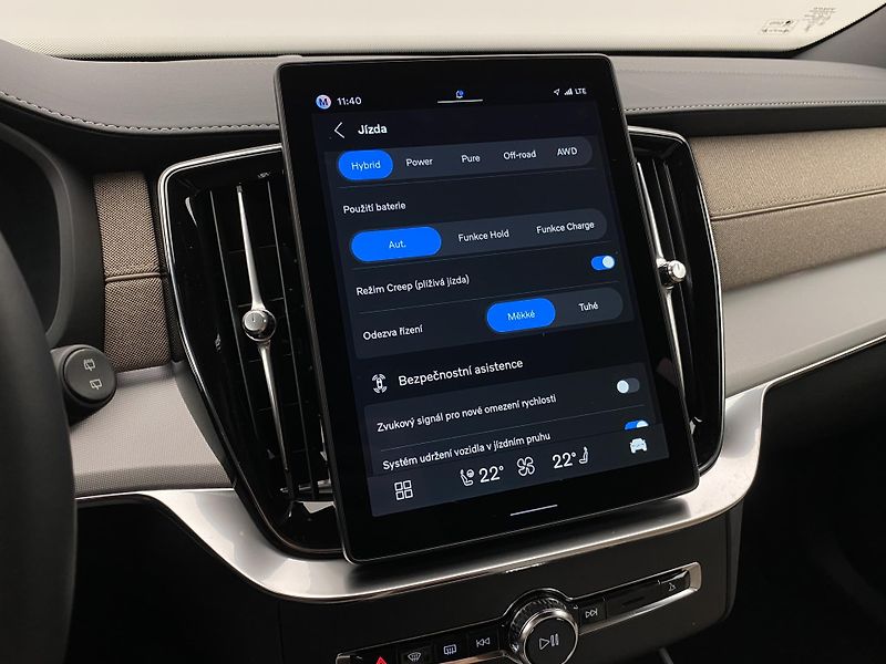 Volvo XC90 (2026) T8 AWD Plug-in CORE 7m - fotka 49 z 64