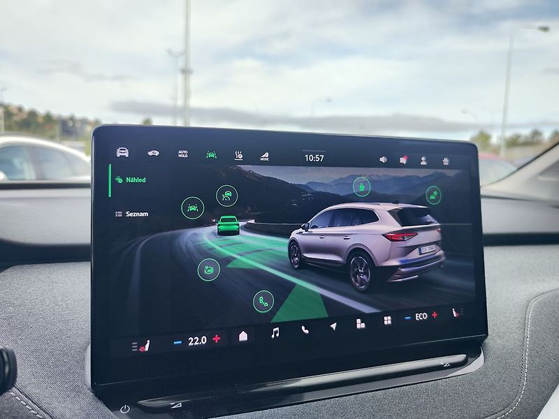 Škoda Enyaq EV/55 kWh/125kW Tour 50 - fotka 20 z 36