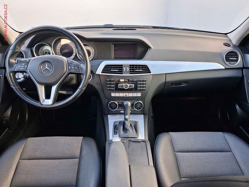 Mercedes-Benz Třídy C (2013) 2.0 CDI, 2.maj, AT, bixen. - fotka 8 z 17