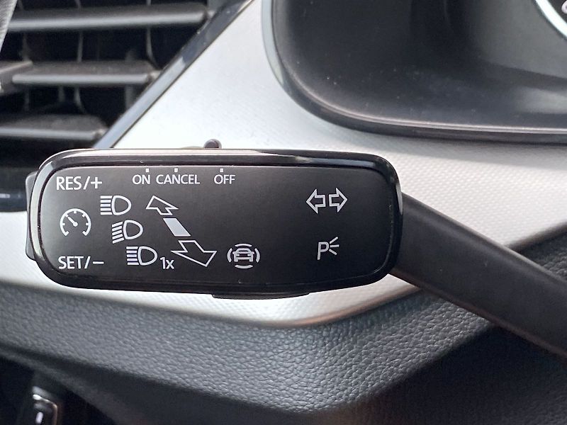 Škoda Scala (2020) 1.6 TDI Style Extra - fotka 22 z 34
