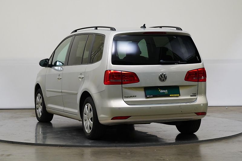 Volkswagen Touran - fotka 7 z 22