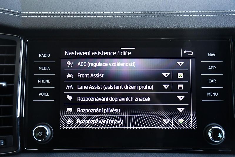 Škoda Kodiaq 2.0TSi STYLE DSG 4X4 140kW ČR - fotka 31 z 42