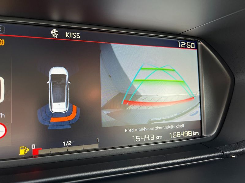 Citroën Grand C4 SpaceTourer (2020) 1.5HDi 96kW Business+ 7-míst - fotka 32 z 34