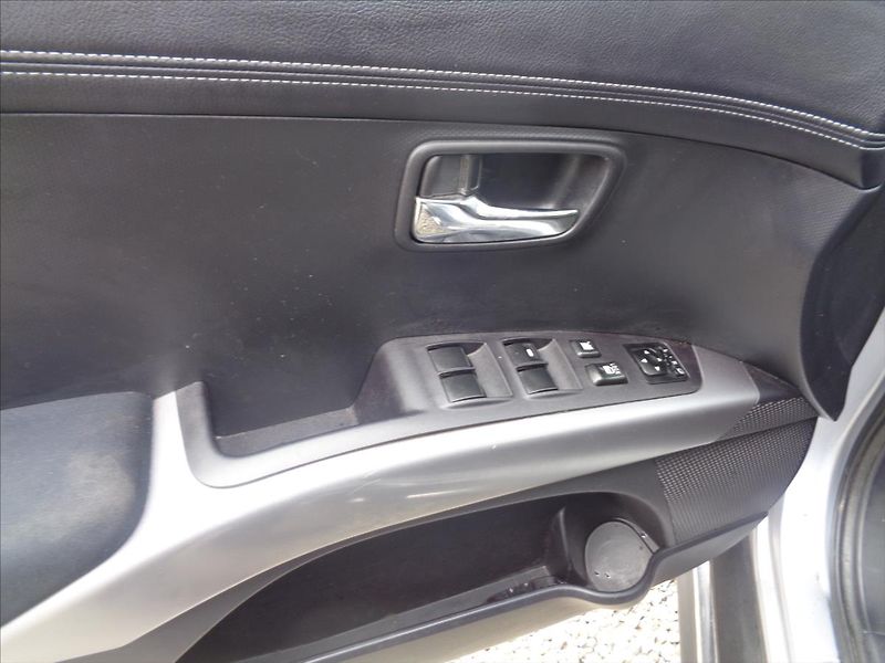 Mitsubishi Outlander 2,2 - fotka 14 z 14