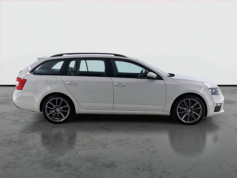 Škoda Octavia (2014) RS 2.0 TSI, Bi-Xenony - fotka 6 z 19