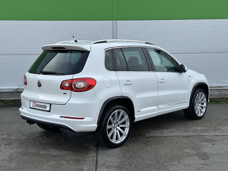 Volkswagen Tiguan 2.0TDi 4x4 R-Line 170PS Bi-Xen - fotka 4 z 28