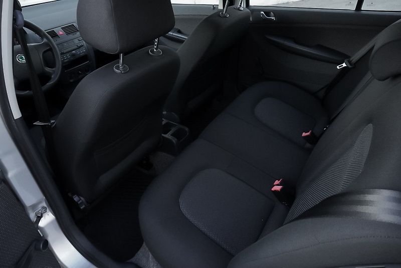 Škoda Fabia 1.4 AUTOMAT - fotka 21 z 21