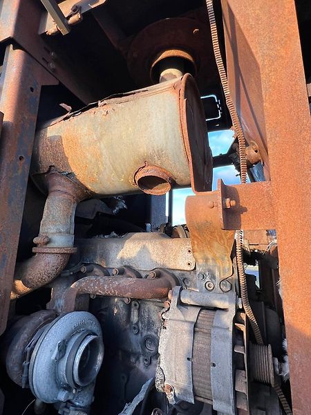 Caterpillar (2011) 930H - fotka 11 z 29