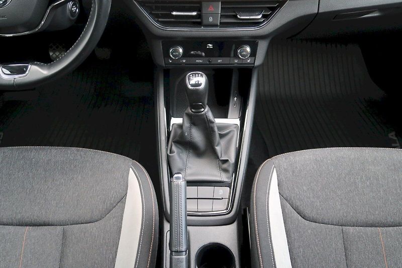Škoda Scala (2021) STYLE 1.5 TSI 110 kW - fotka 24 z 28