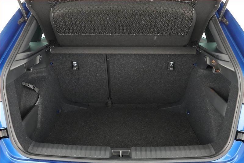 Škoda Kamiq (2025) 1.0 TSI, MONTE CARLO, DPH - fotka 10 z 15
