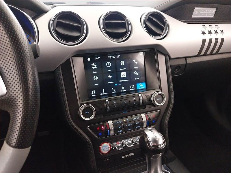 Ford Mustang (2017) GT V8 5.0 - fotka 12 z 21
