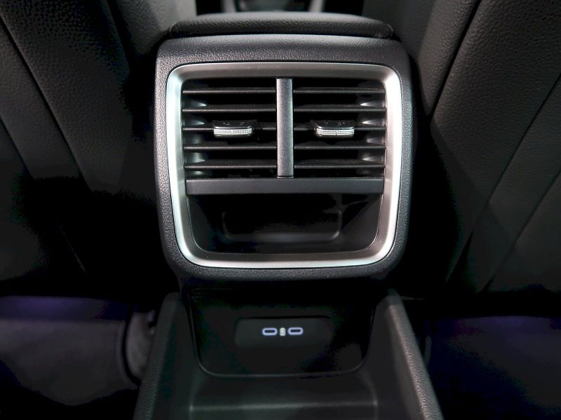 Škoda Octavia (2026) EXCLUSIVE 2.0TDI 110KW DSG CAN - fotka 38 z 46