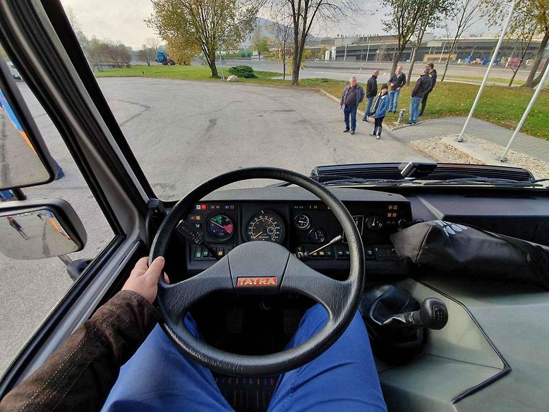 Speciál Tatra Terrn°1 byl v Kopřivnici v obložení novinářů.