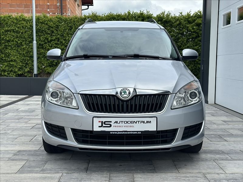 Škoda Roomster 1,2 HTP 69PS  Style - fotka 2 z 45