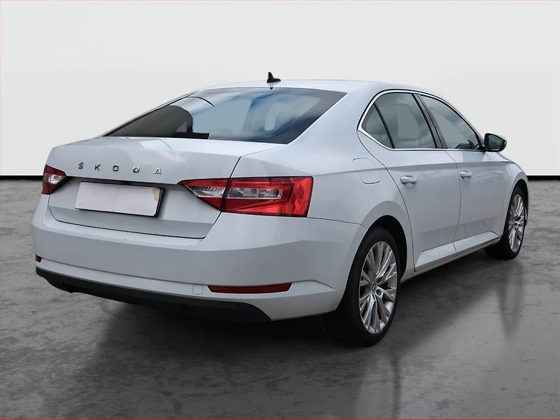 Škoda Superb (2022) Style 2.0 TDI - fotka 5 z 22