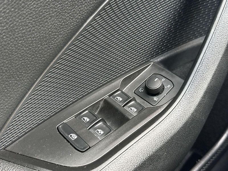 Škoda Octavia (2026) Combi 1.5 TSI DSG Selection - fotka 17 z 32