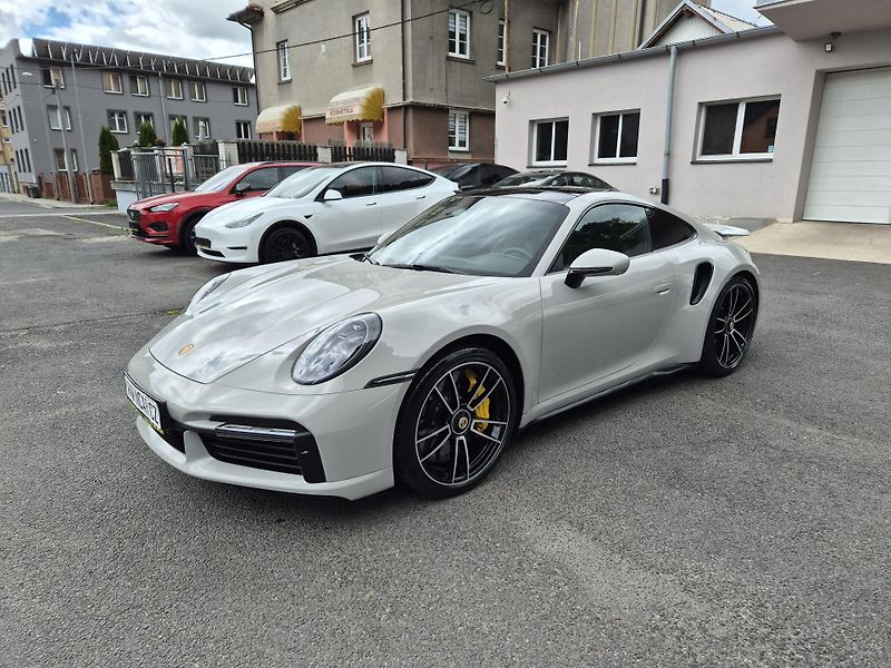 Porsche 911 TURBO S 478kw  - fotka 2 z 41