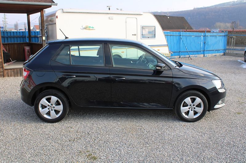 Škoda Fabia (2017) 1.0 TSI DSG KLIMATRONIK VÝHŘEV - fotka 8 z 15