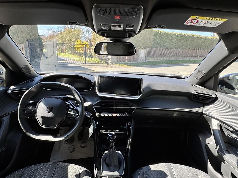 Peugeot 2008 (2024) Allure 1.2 PureTech 100k MAN6 - fotka 4 z 6