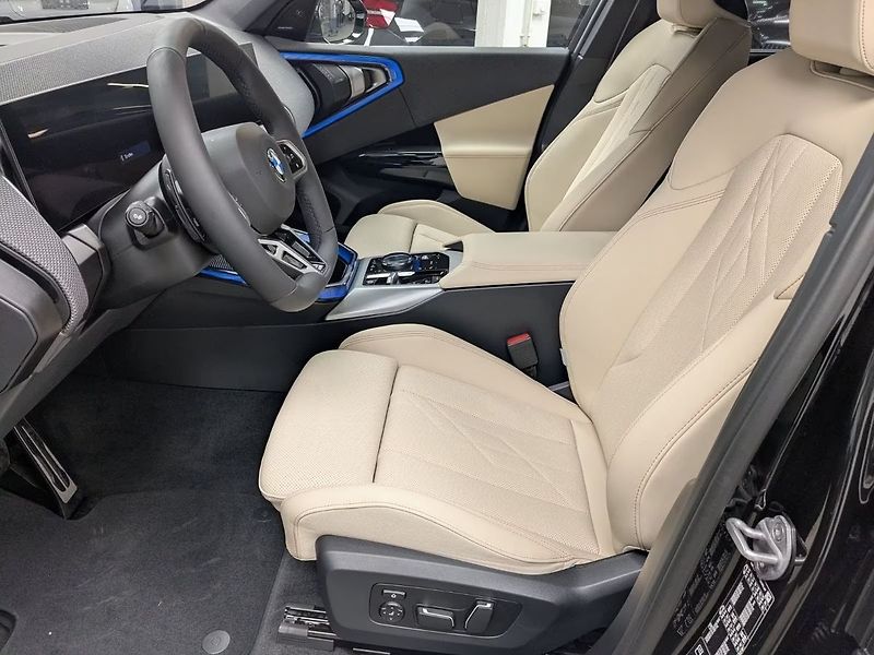 BMW X3 xDrive 40d El. tažné Msport - fotka 11 z 14