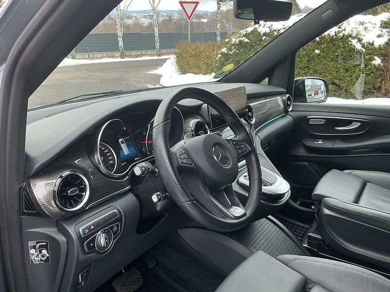 Mercedes-Benz Třídy V 250 d AVANTGARDE 4MATIC - fotka 11 z 30