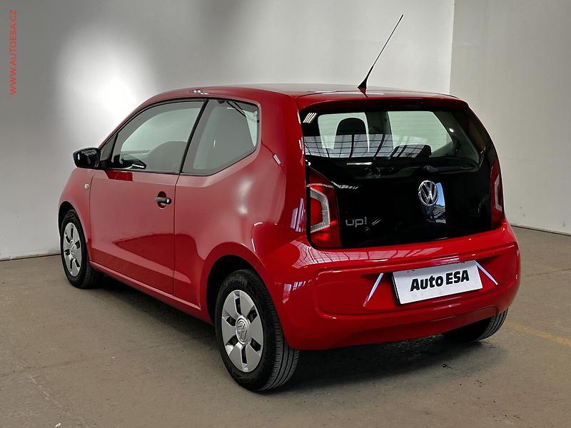 Volkswagen up! (2014) 1.0i - fotka 6 z 12