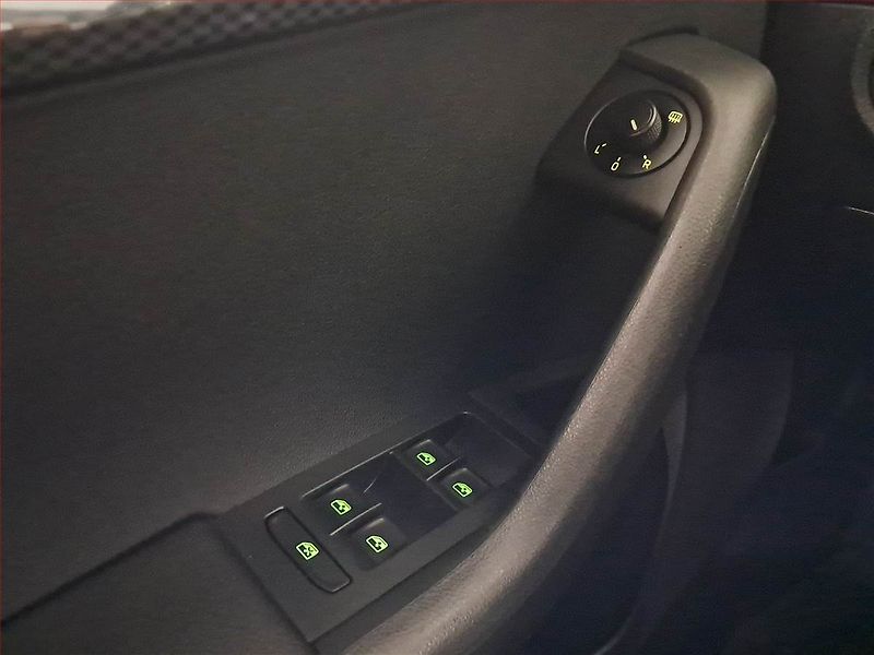 Škoda Octavia (2016) RS 2.0 TDI 4x4 DSG, 4X4 - fotka 16 z 18
