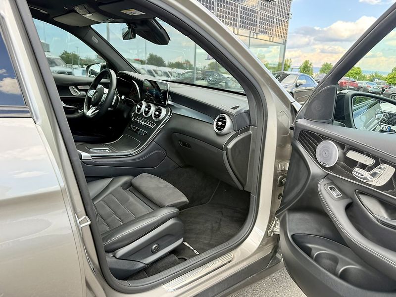 Mercedes-Benz GLC (2021) 220 d 4MATIC - fotka 40 z 50