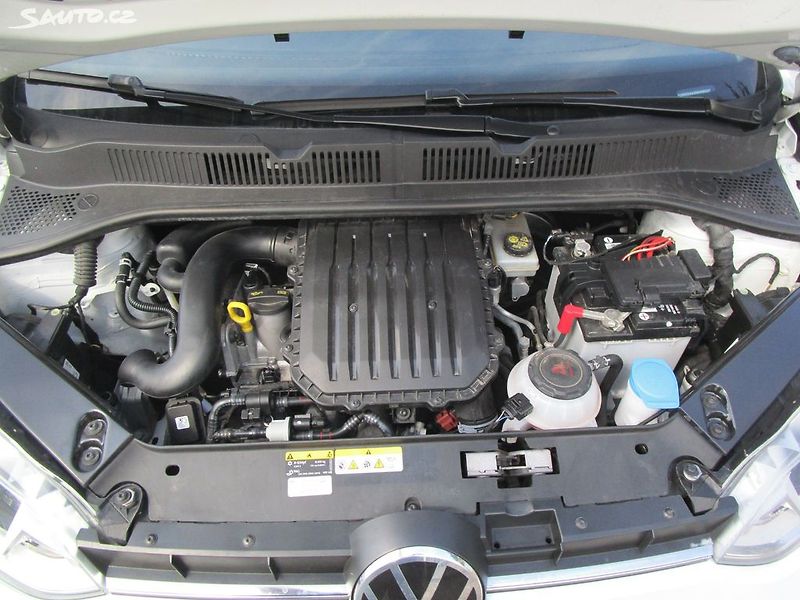 Volkswagen up! 1,0MPI - 48KW - NOVÁ STK - fotka 24 z 25