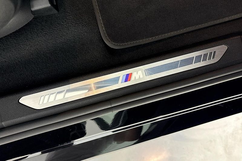 BMW X7 xDrive40d - fotka 21 z 30