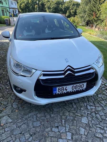 Citroën DS4 (2012) - fotka 4 z 14
