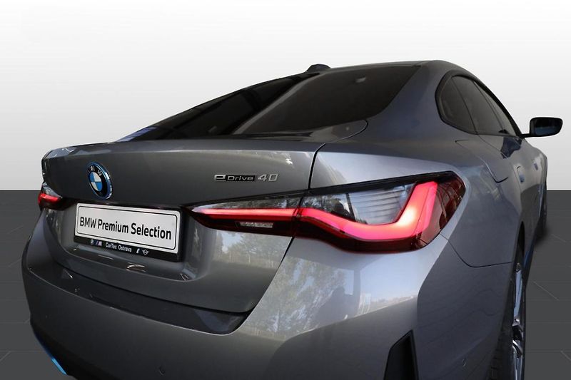 BMW i4 eDrive40 Gran Coupé - fotka 20 z 24